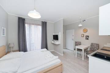 Фото номера Апартаменты-студио - Lubicz 17F Апартаменты Apartamenty Sun &amp; Snow Kraków Browar Lubicz г. Краков 3