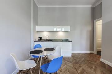 Фото номера Апартаменты с балконом Апартаменты Central Place Warszawska г. Краков 7
