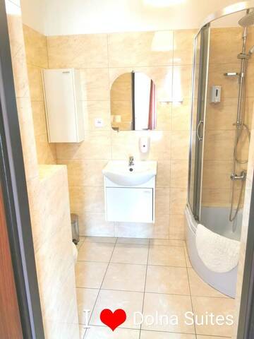 Фото номера Апартаменты с 3 спальнями (для 8 взрослых) Апартаменты Apartamenty Dolna Kraków г. Краков 5