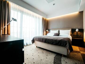 Фото номера Одноместный номер Отель Q Hotel Plus Kraków г. Краков 7