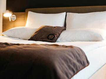 Фото номера Двухместный номер с 1 кроватью Отель Q Hotel Plus Kraków г. Краков 5