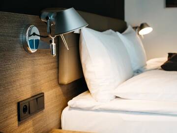 Фото номера Одноместный номер Отель Q Hotel Plus Kraków г. Краков 5
