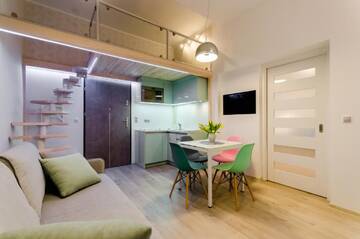 Фото номера Апартаменты Делюкс с мезонином Апартаменты Central Krak Apartments г. Краков 8