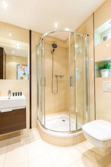Фото номера Апартаменты Делюкс Апартаменты Friendhouse Apartments Angel City г. Краков 11