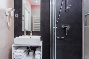 Фото номера Номер-студио с балконом Апарт-отели Krakow B&amp;B г. Краков 3