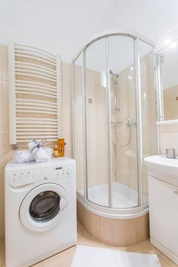 Фото номера Апартаменты с 1 спальней - Третий этаж Апартаменты Apartments Roman г. Краков 18
