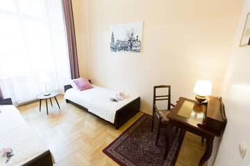Фото номера Апартаменты с 2 спальнями - 3 этаж Апартаменты Apartments Roman г. Краков 16