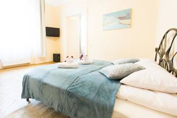 Фото номера Апартаменты с 1 спальней - Третий этаж Апартаменты Apartments Roman г. Краков 14