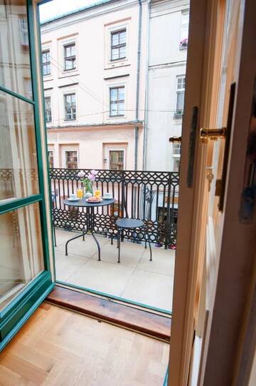 Фото номера Апартаменты с 1 спальней и балконом — 2 этаж Апартаменты Apartments Roman г. Краков 19