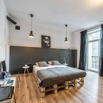 Фото номера Апартаменты с балконом Гостевой дом Fenna Apartments г. Краков 3