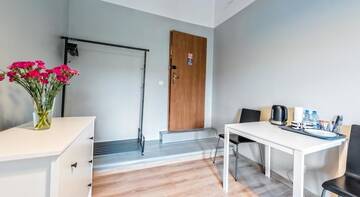 Фото номера Двухместный номер Делюкс с 1 кроватью Гостевой дом Fenna Apartments г. Краков 3