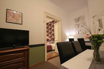 Фото номера Апартаменты «I» с 2 спальнями Апартаменты Cozy Old Town Apartments г. Краков 3