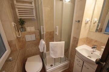 Фото номера Небольшой номер-студио Апартаменты Cozy Old Town Apartments г. Краков 8