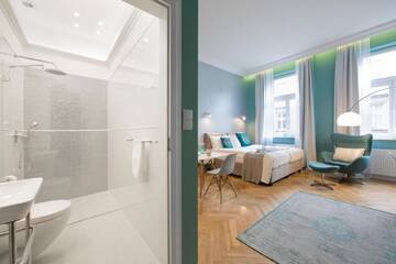Фото номера Номер-студио с кроватью размера &quot;king-size&quot; Апартаменты Apartamenty Pod Orłem г. Краков 5