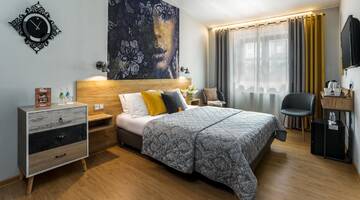 Фото номера Стандартный двухместный номер с 1 кроватью Апарт-отели Art &amp; Garden Residence г. Краков 5