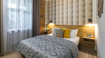 Фото номера Стандартный двухместный номер с 1 кроватью Апарт-отели Art &amp; Garden Residence г. Краков 3