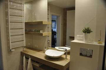 Фото номера Улучшенные апартаменты Апартаменты Holiday Apartments Browar Lubicz Krakow Stare Miasto г. Краков 7