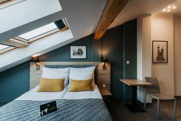 Фото номера Стандартный двухместный номер с 1 кроватью Отель Hotel 32 Kraków Old Town г. Краков 6