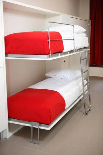 Фото номера Односпальная кровать в общем номере с 6 кроватями Хостелы City Express Hostel г. Краков 6