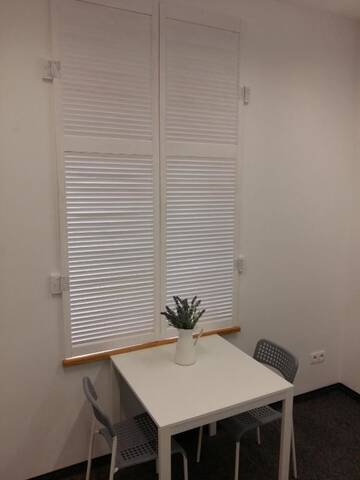 Фото номера Двухместный номер с 1 кроватью, вид на сад Хостелы Master Corner Guest Rooms г. Краков 28