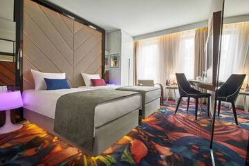 Фото номера Стандартный двухместный номер с 2 отдельными кроватями Отель INX Design Hotel г. Краков 5
