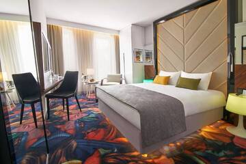 Фото номера Стандартный номер с кроватью размера &quot;queen-size&quot; Отель INX Design Hotel г. Краков 6