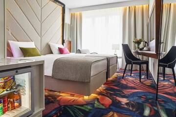 Фото номера Стандартный двухместный номер с 2 отдельными кроватями Отель INX Design Hotel г. Краков 6