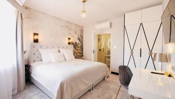 Фото номера Двухместный номер Делюкс с 1 кроватью Апарт-отели SZEWSKA 22 BOUTIQUE г. Краков 6