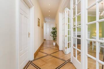Фото номера Улучшенные апартаменты 2 Апартаменты Apartamenty w Pałacu Pod Baranami г. Краков 7