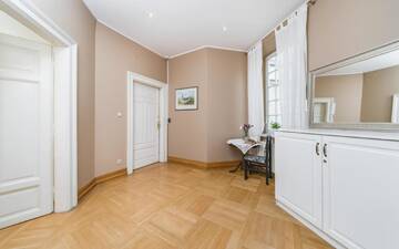 Фото номера Улучшенные апартаменты 2 Апартаменты Apartamenty w Pałacu Pod Baranami г. Краков 12