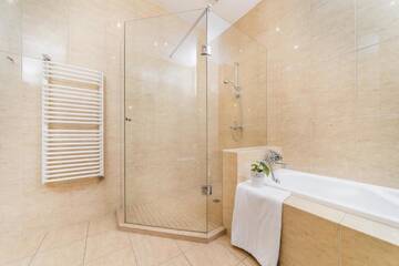 Фото номера Улучшенные апартаменты 2 Апартаменты Apartamenty w Pałacu Pod Baranami г. Краков 4