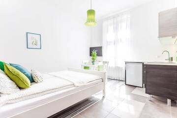 Фото номера Стандартный номер-студио Апартаменты Melissa Apartments г. Краков 9