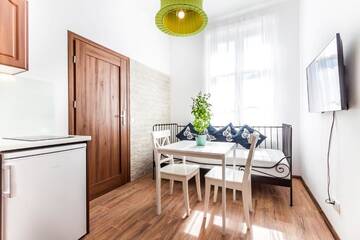 Фото номера Апартаменты с балконом Апартаменты Melissa Apartments г. Краков 13