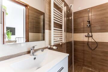Фото номера Апартаменты с балконом Апартаменты Melissa Apartments г. Краков 8