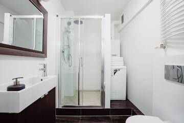 Фото номера Апартаменты с 3 спальнями Апартаменты Kings City - Zyblikiewicza Apartment г. Краков 31