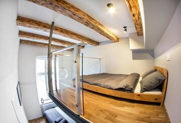 Фото номера Двухуровневые апартаменты Апартаменты Luxurious Apartments Gertrudy г. Краков 29