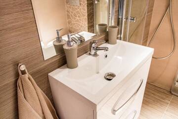 Фото номера Двухуровневые апартаменты Апартаменты Luxurious Apartments Gertrudy г. Краков 34