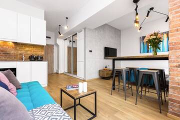 Фото номера Апартаменты с балконом Апартаменты Lofts Cracow Apartments - City Center г. Краков 3