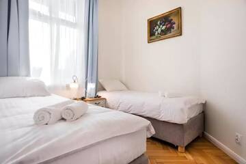 Фото номера Апартаменты Делюкс Апартаменты Zwierzyniecka Old Town Apartments by Otium г. Краков 25