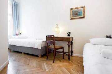 Фото номера Апартаменты Делюкс Апартаменты Zwierzyniecka Old Town Apartments by Otium г. Краков 28