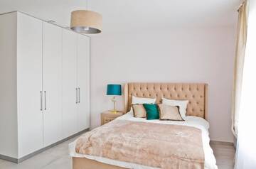 Фото номера Апартаменты Делюкс Апартаменты Elegant City Center Apartment 7A г. Краков 19