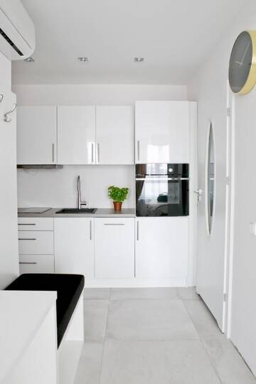 Фото номера Апартаменты Делюкс Апартаменты Elegant City Center Apartment 7A г. Краков 10