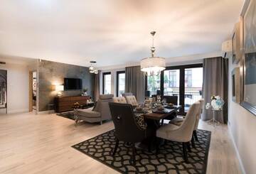 Фото номера Апартаменты с террасой Апартаменты Kings City - Skawińska Apartment г. Краков 14