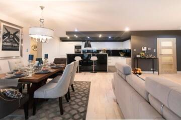 Фото номера Апартаменты с террасой Апартаменты Kings City - Skawińska Apartment г. Краков 85