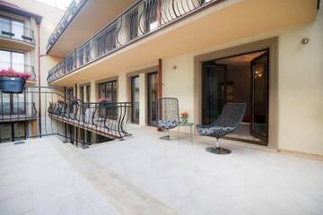 Фото номера Апартаменты с террасой Апартаменты Kings City - Skawińska Apartment г. Краков 66