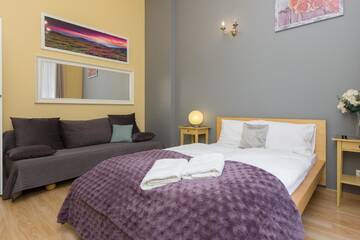 Фото номера Апартаменты Делюкс с 2 спальнями и балконом - Miodowa St. Апартаменты Wawel Apartments - Jewish District г. Краков 4