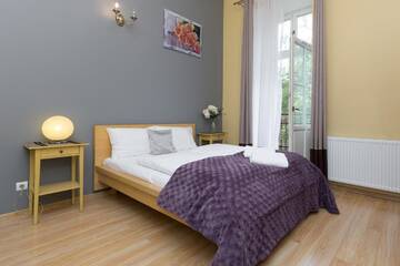 Фото номера Апартаменты Делюкс с 2 спальнями и балконом - Miodowa St. Апартаменты Wawel Apartments - Jewish District г. Краков 5