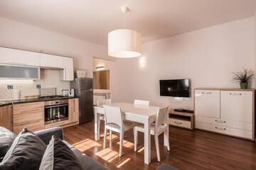 Фото номера One-Bedroom Apartment ul.Bosacka 10 Апартаменты City Lights Bosacka г. Краков 5
