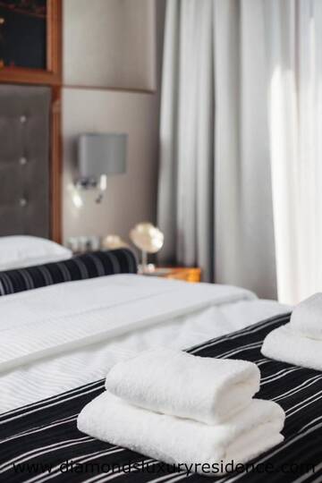 Фото номера Роскошные апартаменты с 1 спальней и террасой Апартаменты Diamonds Luxury Old Town Residence г. Краков 3