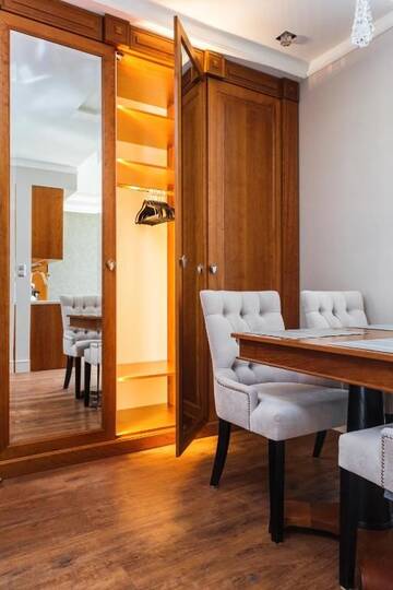 Фото номера Роскошные апартаменты с 1 спальней и террасой Апартаменты Diamonds Luxury Old Town Residence г. Краков 14